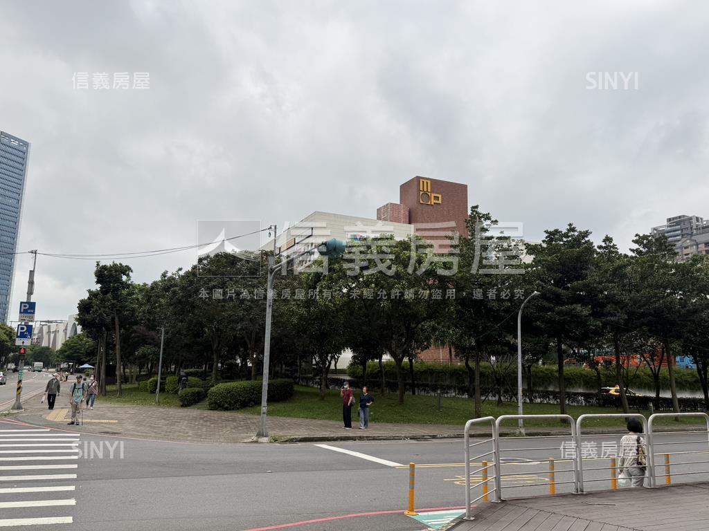 亞昕１０１近三井美居房屋室內格局與周邊環境