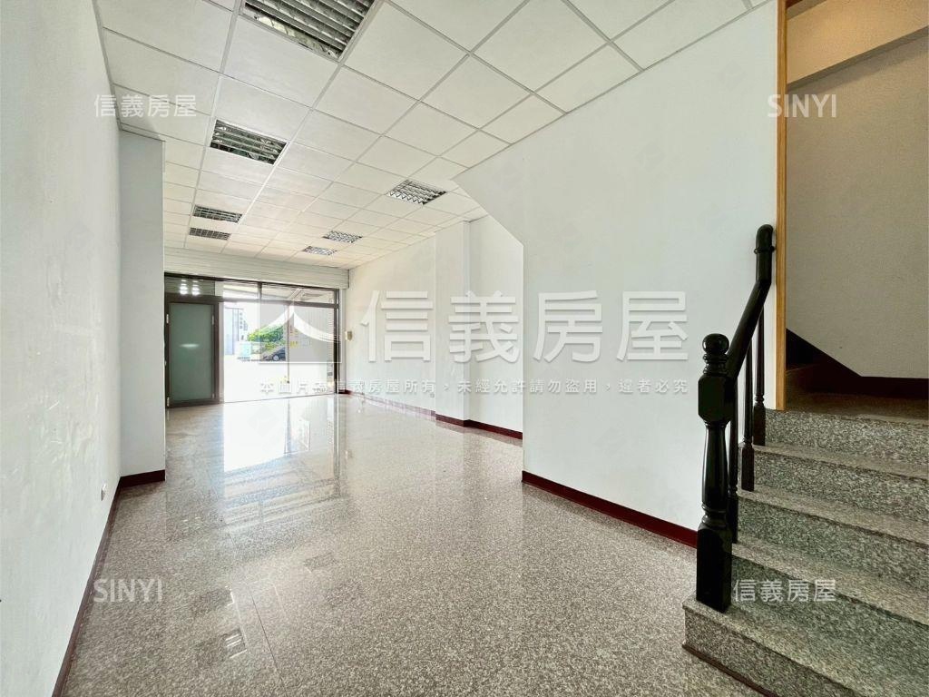 高大特區黃金地段臨路透店房屋室內格局與周邊環境