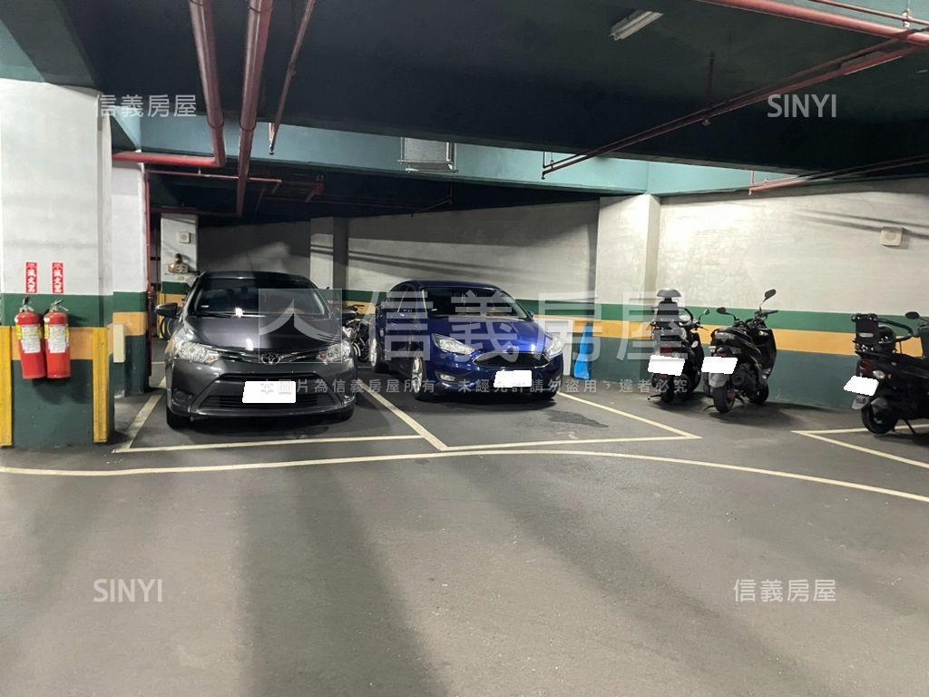 大家樂方正三房車位房屋室內格局與周邊環境