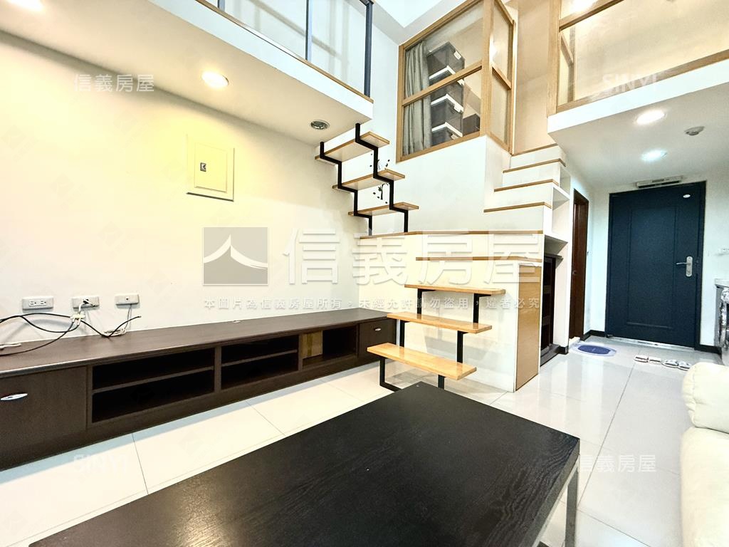 高鐵區｜美麗新｜平面車位房屋室內格局與周邊環境