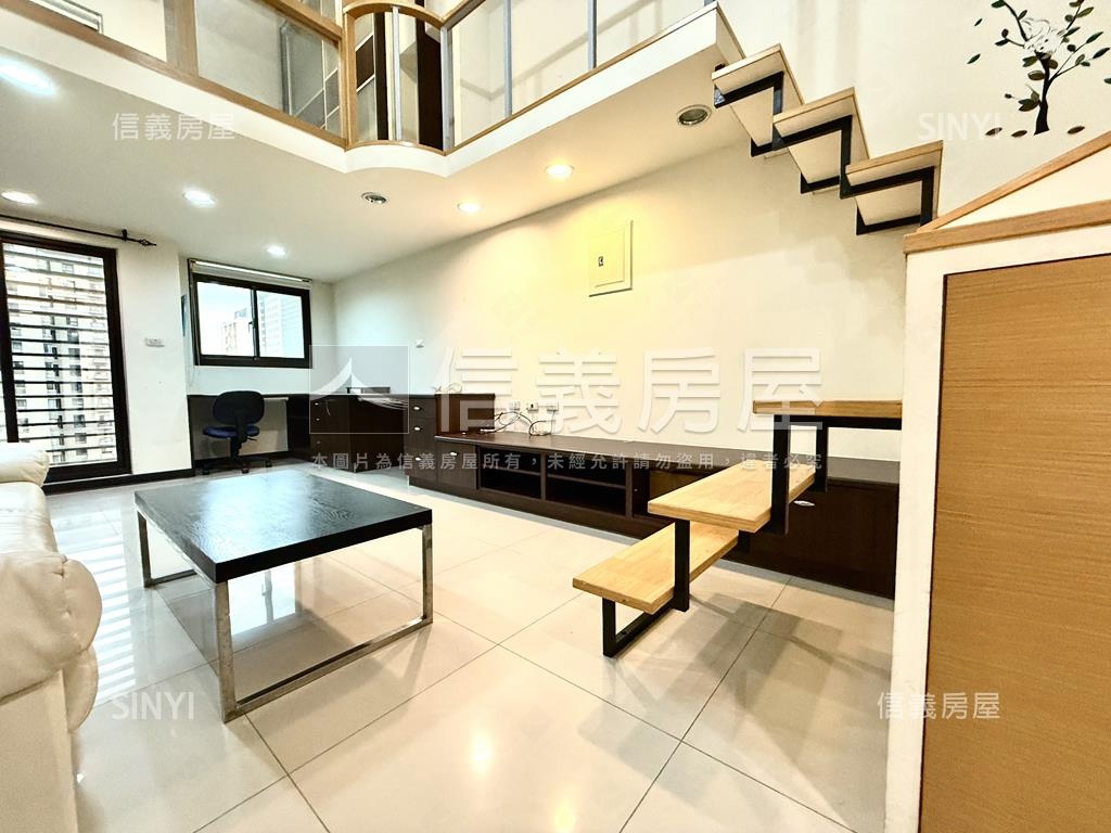 高鐵區｜美麗新｜平面車位房屋室內格局與周邊環境