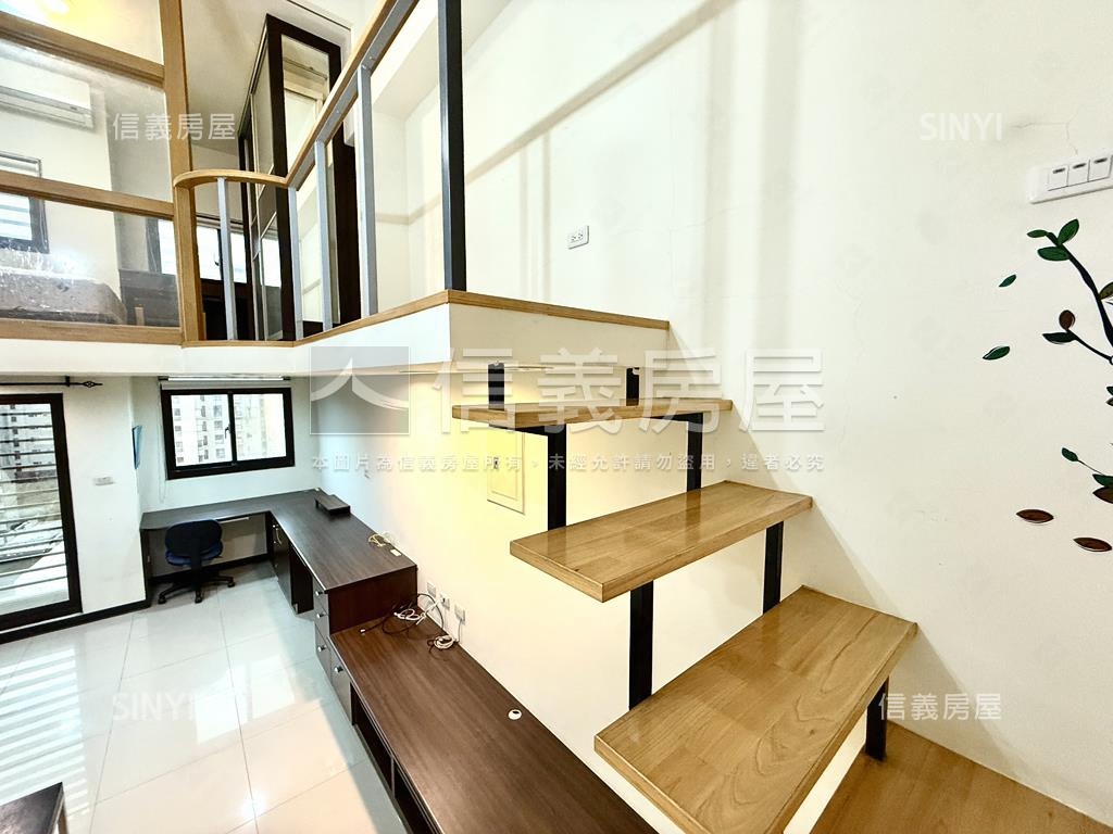 高鐵區｜美麗新｜平面車位房屋室內格局與周邊環境