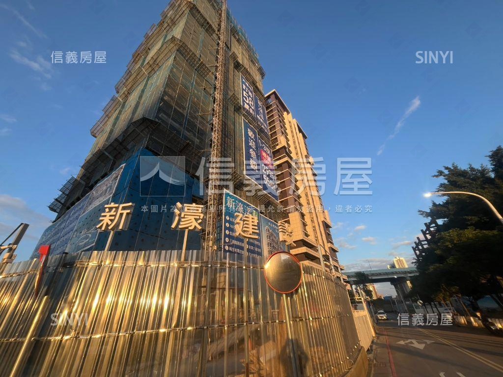 新濠漾ＩＩ兩房車位房屋室內格局與周邊環境