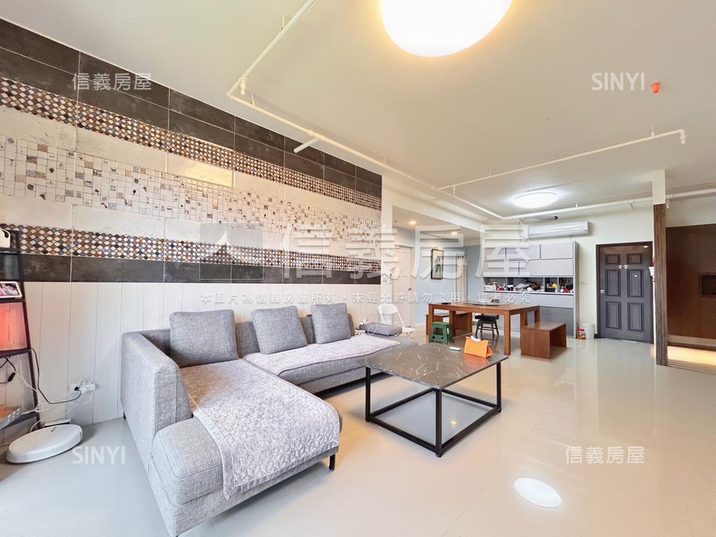 新北郡高樓四房美屋房屋室內格局與周邊環境