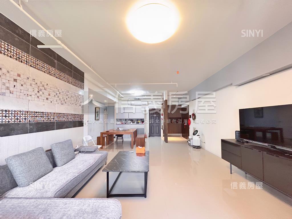 新北郡高樓四房美屋房屋室內格局與周邊環境