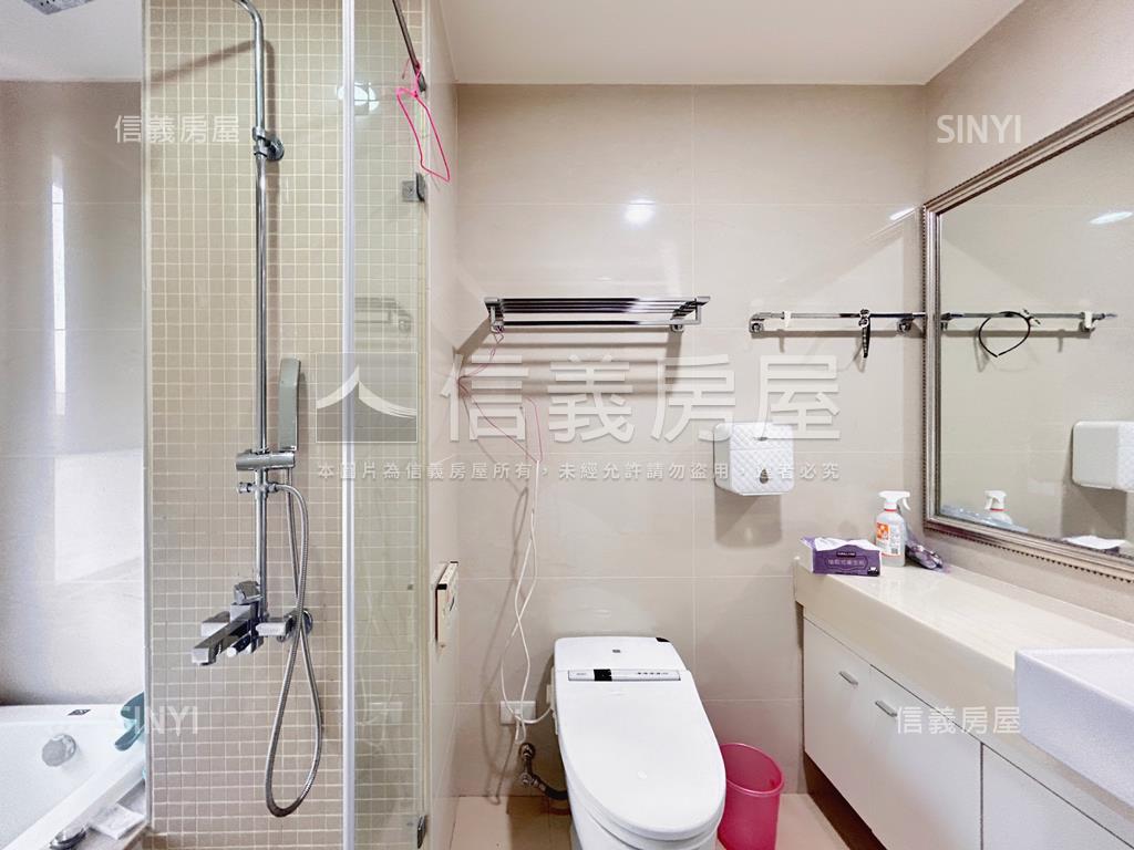 新北郡高樓四房美屋房屋室內格局與周邊環境