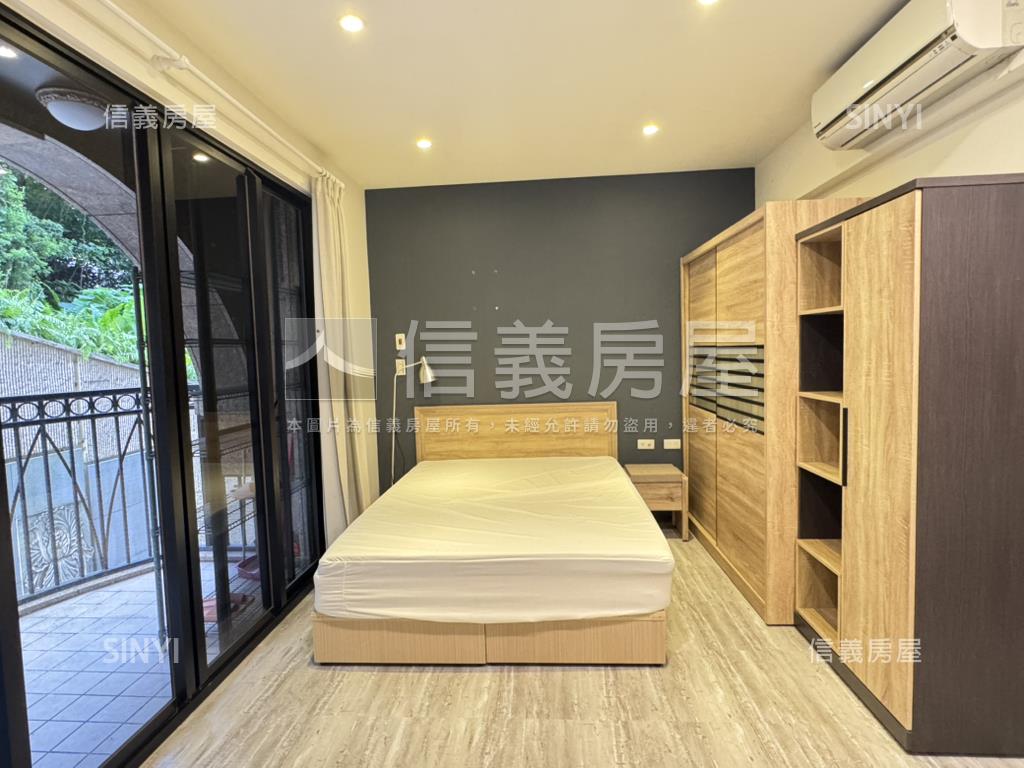屋齡６年綠景套房房屋室內格局與周邊環境