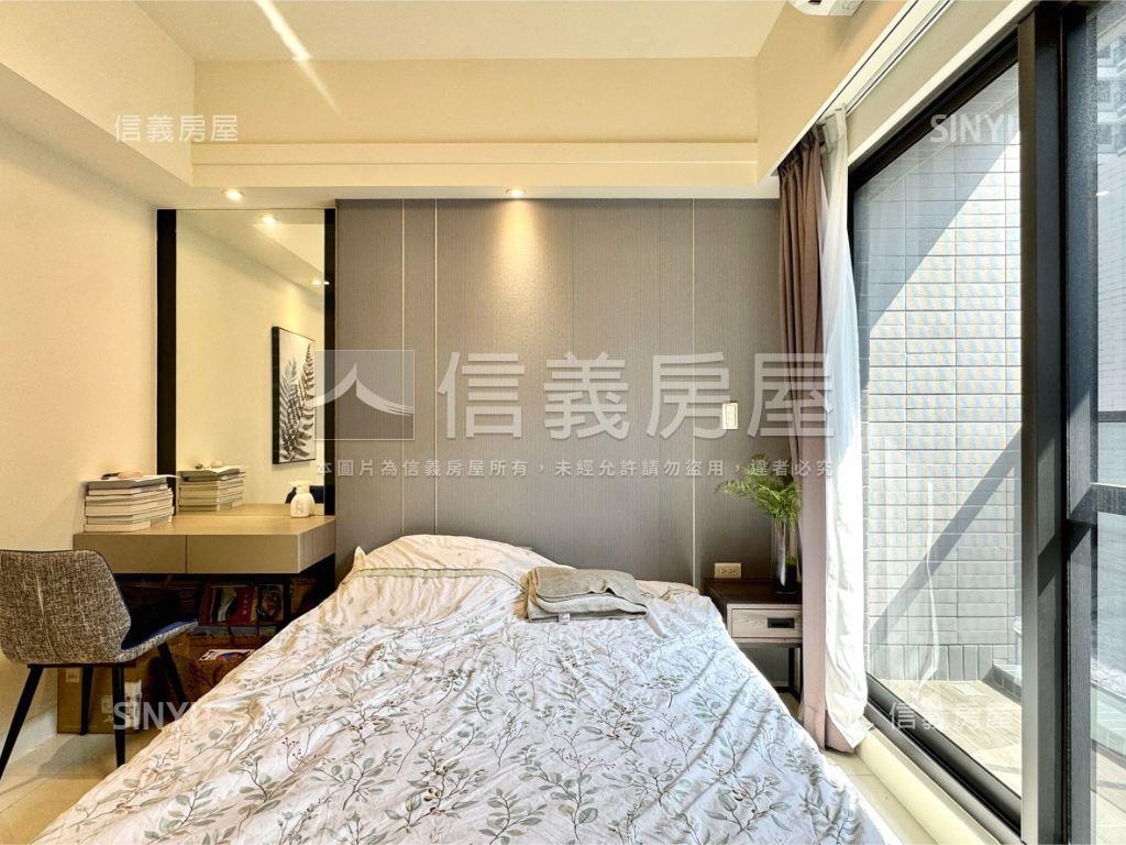 屋齡５年！高大面寬美車墅房屋室內格局與周邊環境