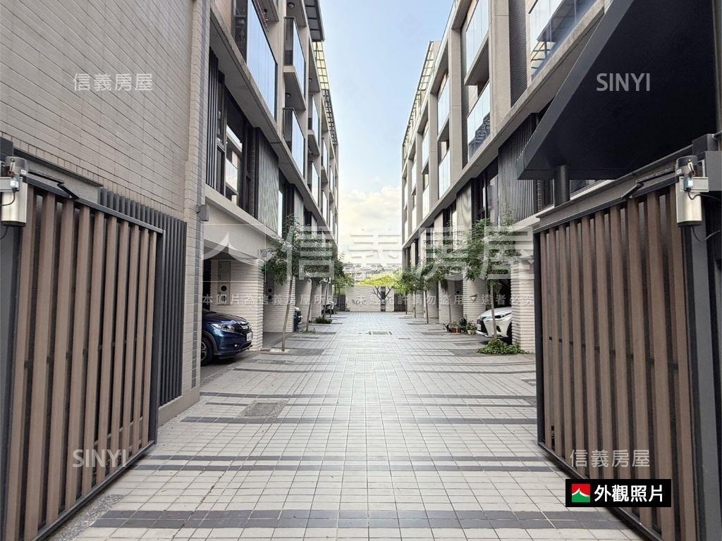 屋齡５年！高大面寬美車墅房屋室內格局與周邊環境