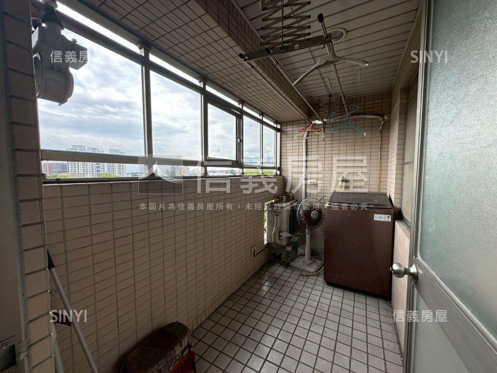 空中別墅★樓中樓有車位房屋室內格局與周邊環境
