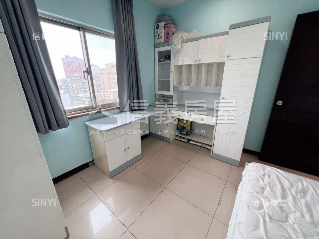 華揚天下視野三房含車位房屋室內格局與周邊環境