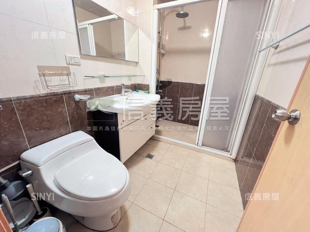 華揚天下視野三房含車位房屋室內格局與周邊環境