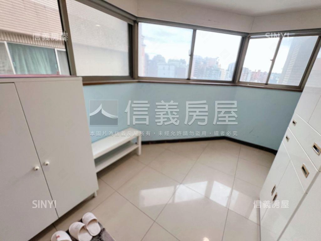 華揚天下視野三房含車位房屋室內格局與周邊環境