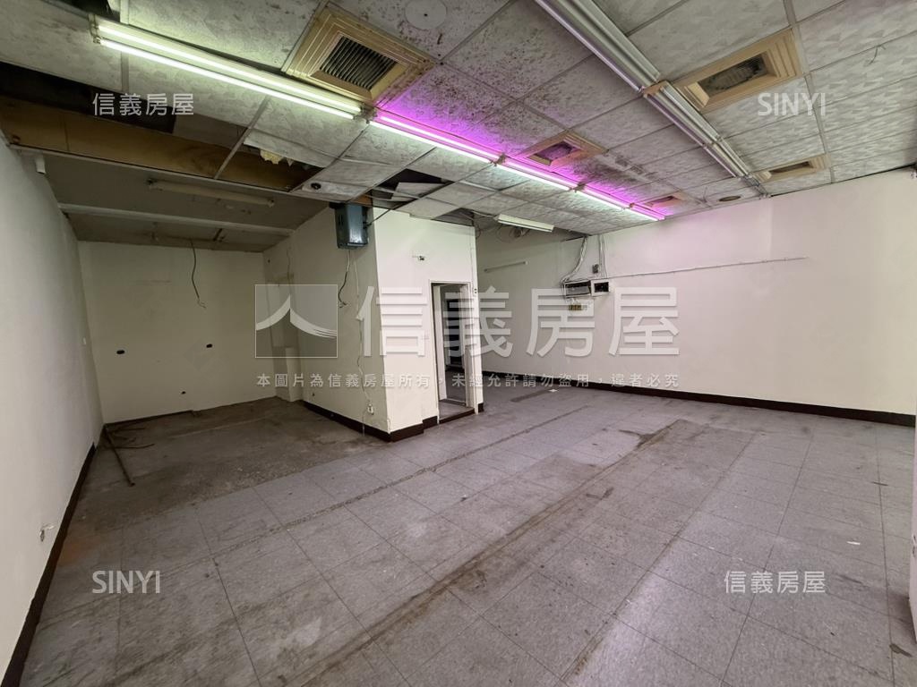 正金龍路大馬路邊金店面房屋室內格局與周邊環境