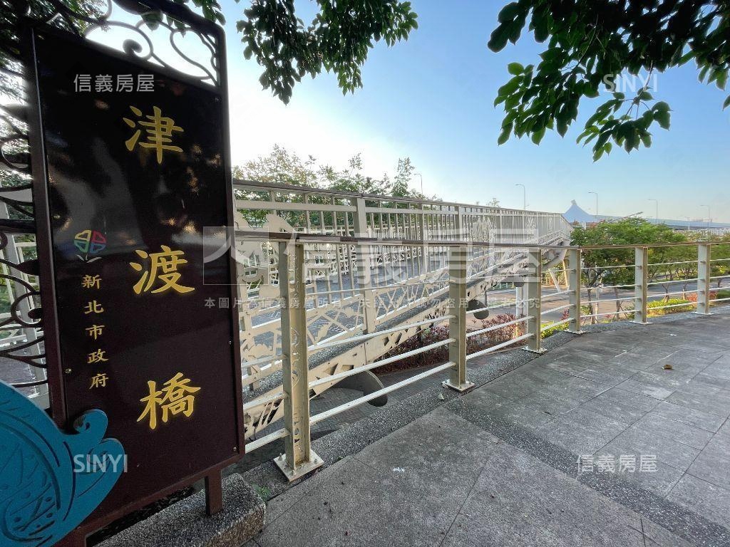 新美齊帝王美景３房車位房屋室內格局與周邊環境