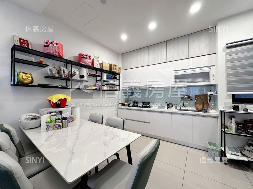 森ｖｉｌｌａ美裝潢邊間透房屋室內格局與周邊環境