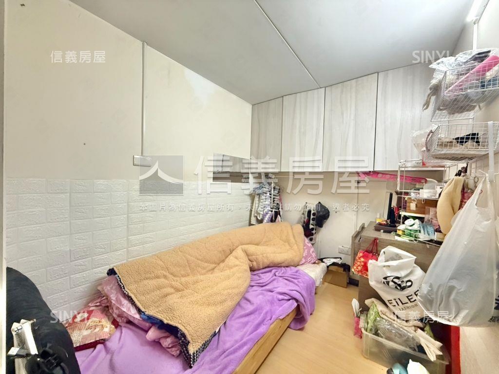 低總價縣府ＬＶ套房房屋室內格局與周邊環境