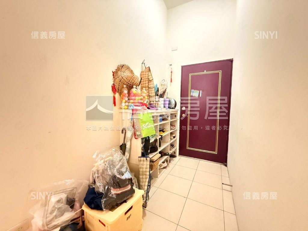 低總價縣府ＬＶ套房房屋室內格局與周邊環境