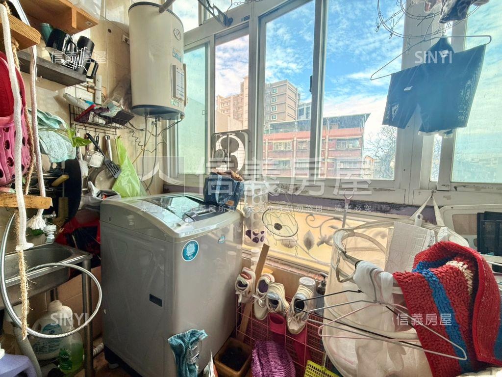 低總價縣府ＬＶ套房房屋室內格局與周邊環境