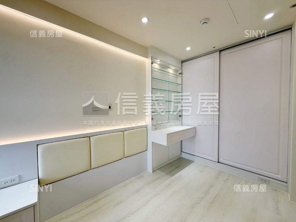 南勢角景觀戶有車位房屋室內格局與周邊環境