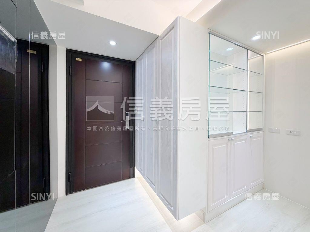 南勢角景觀戶有車位房屋室內格局與周邊環境