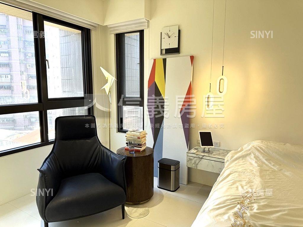 一品綠意高樓坡平車位房屋室內格局與周邊環境