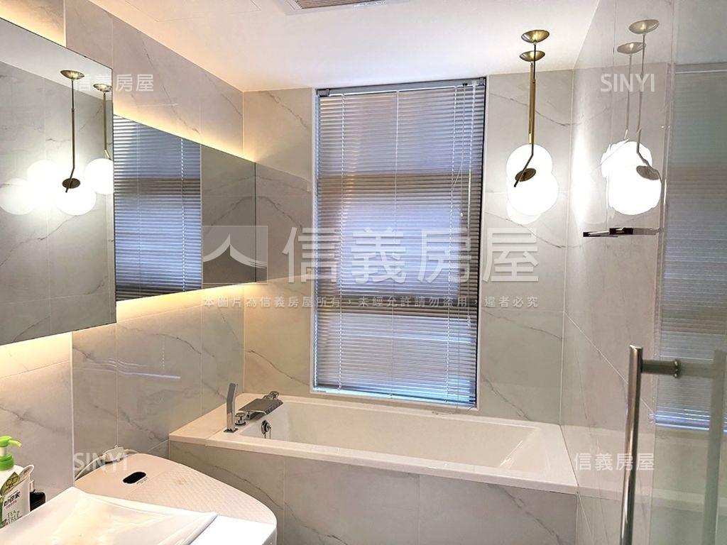 一品綠意高樓坡平車位房屋室內格局與周邊環境