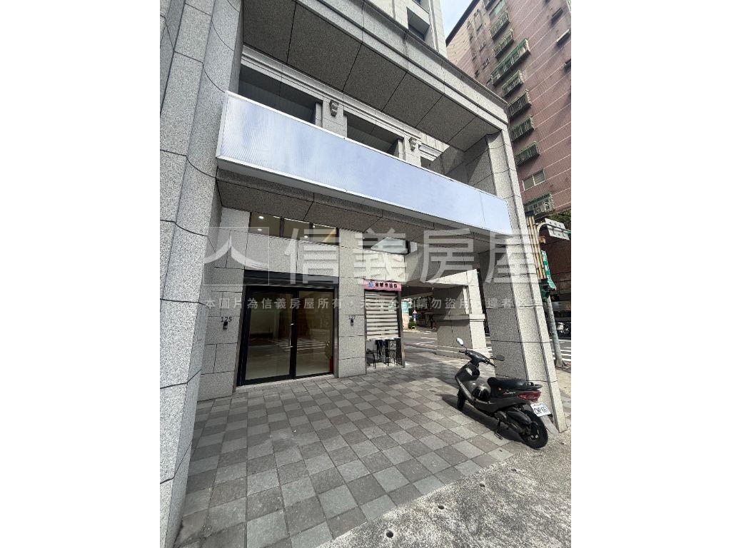 稀有四川路黃金店面房屋室內格局與周邊環境