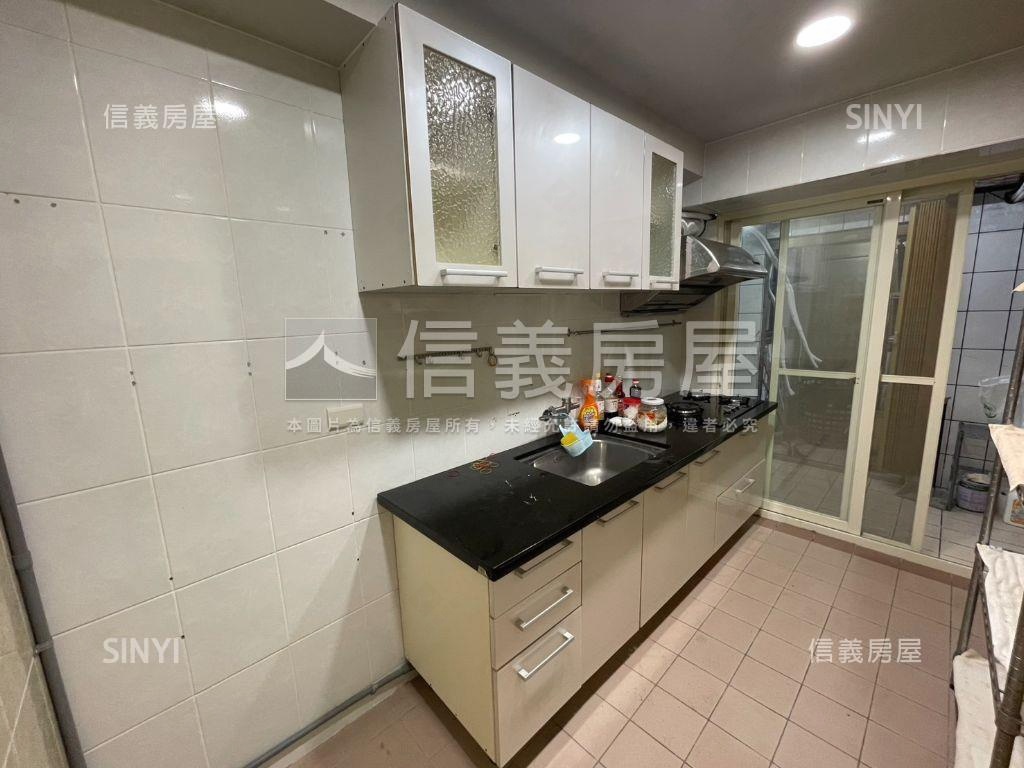 民生氣派雙拼大戶＋大車位房屋室內格局與周邊環境