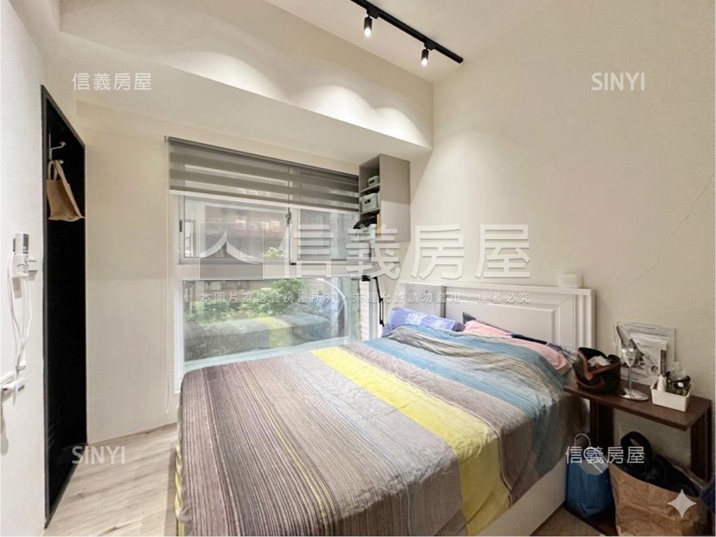 江翠重劃美裝三房車位房屋室內格局與周邊環境