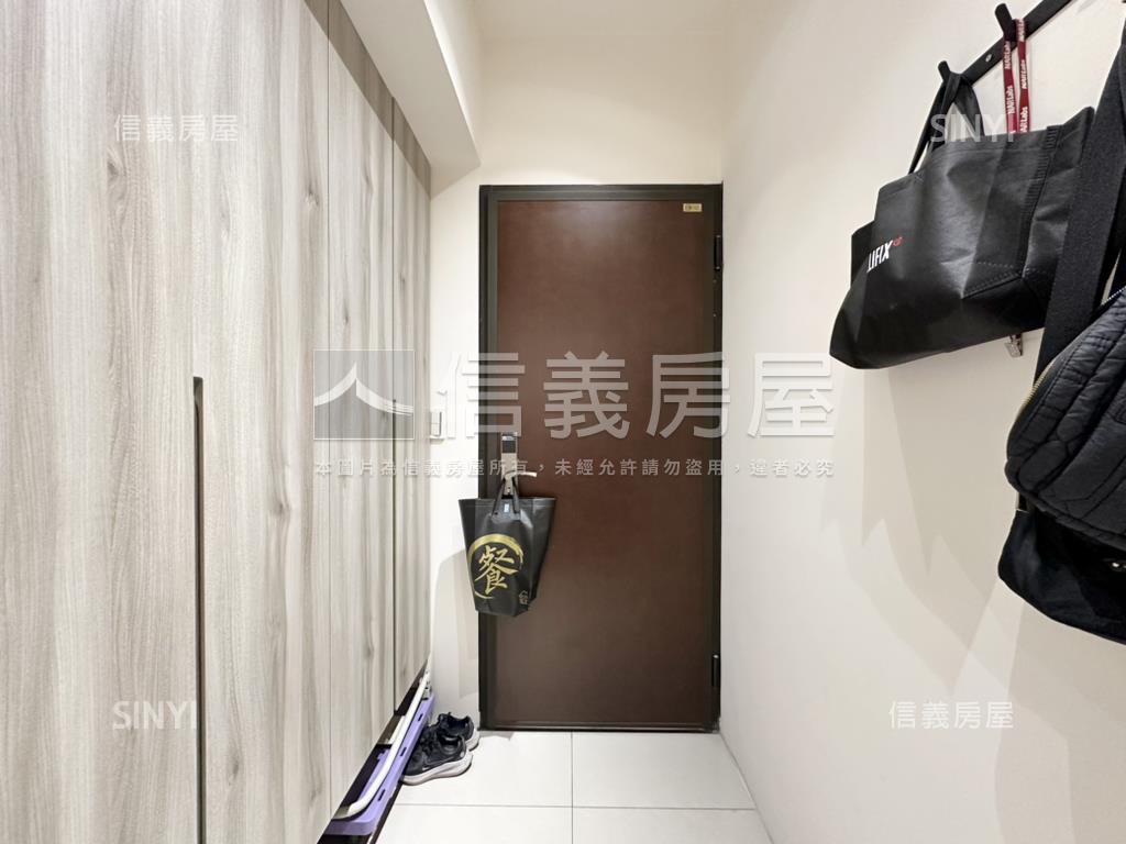 江翠重劃美裝三房車位房屋室內格局與周邊環境