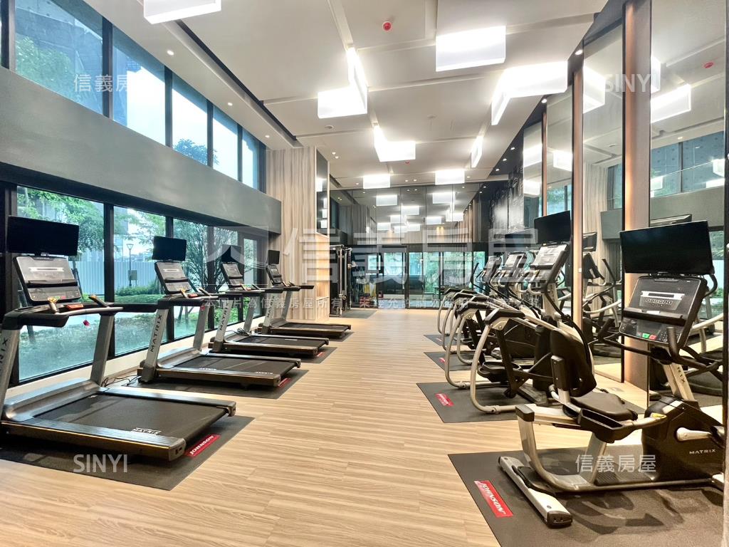 江翠重劃美裝三房車位房屋室內格局與周邊環境