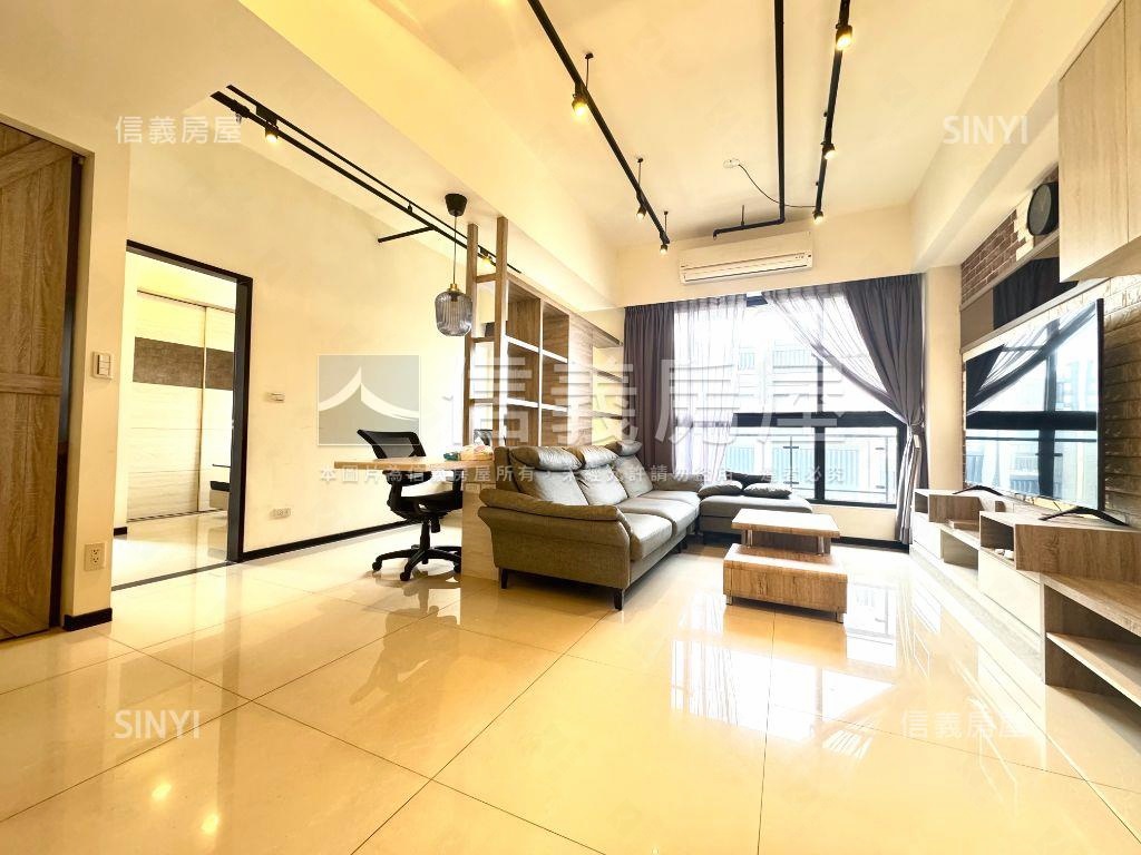 次頂樓精美裝潢兩房車位房屋室內格局與周邊環境