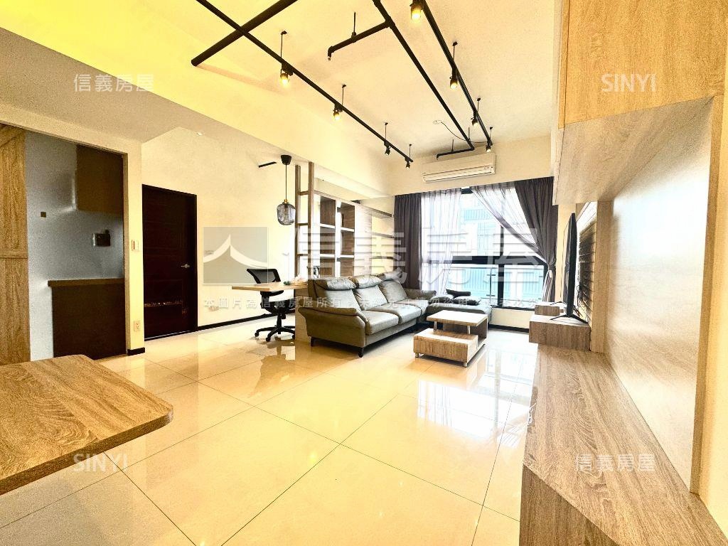 次頂樓精美裝潢兩房車位房屋室內格局與周邊環境