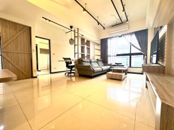 次頂樓精美裝潢兩房車位