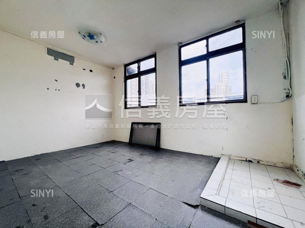 麗山學區新裝潢公寓房屋室內格局與周邊環境