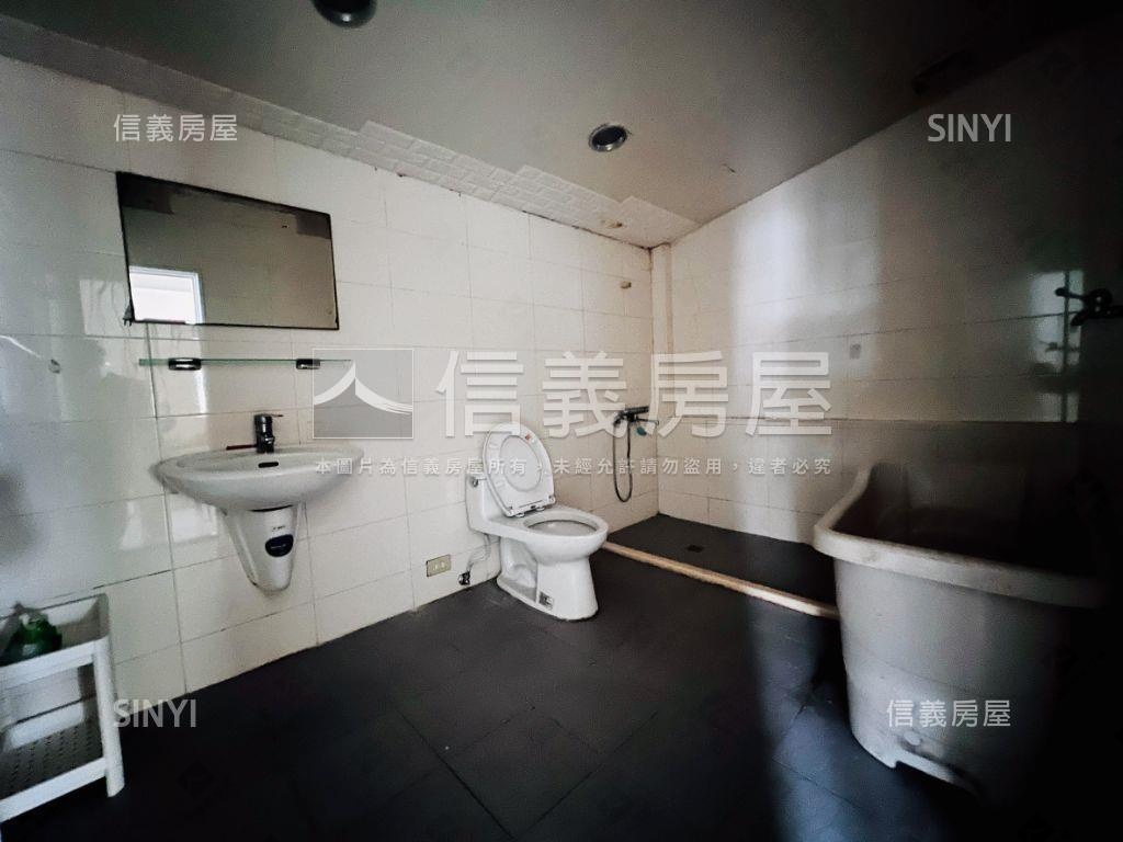 麗山學區新裝潢公寓房屋室內格局與周邊環境