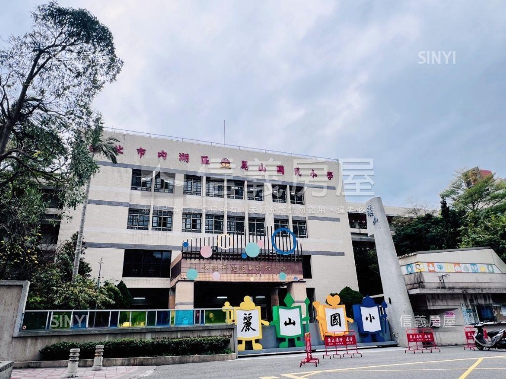 麗山學區新裝潢公寓房屋室內格局與周邊環境