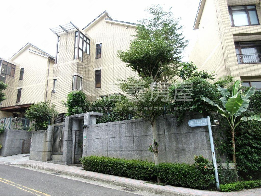 青山鎮莊園透天房屋室內格局與周邊環境