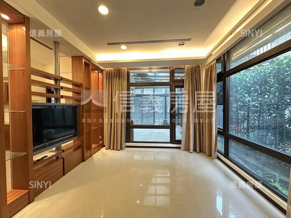 青山鎮莊園透天房屋室內格局與周邊環境