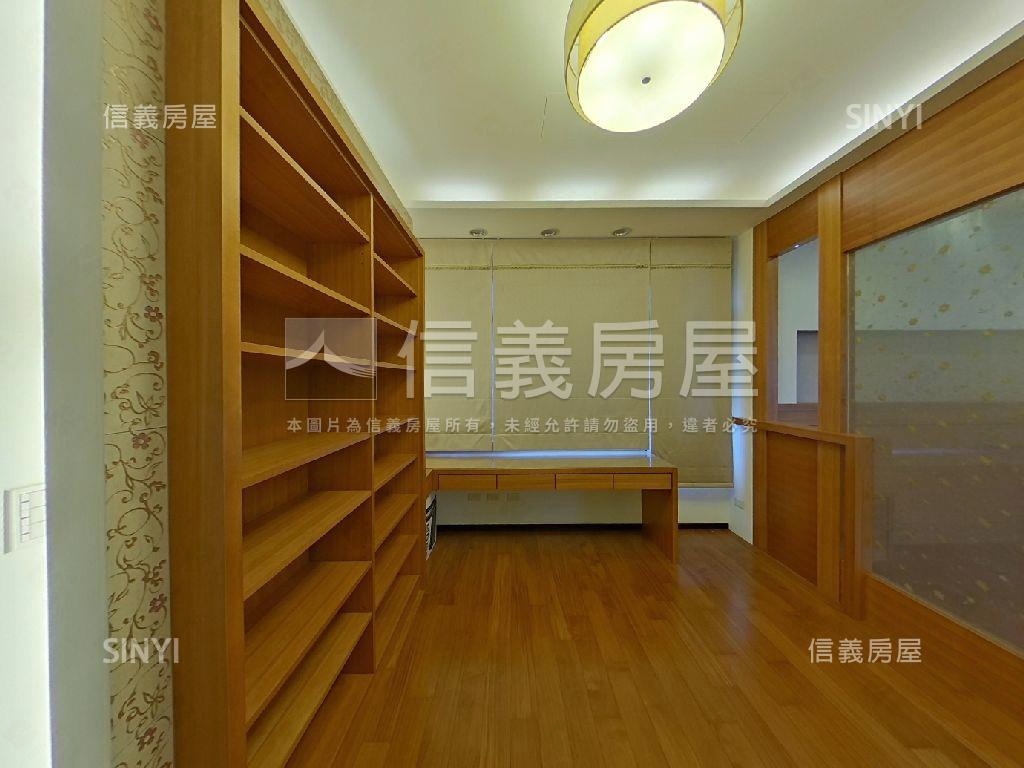 青山鎮莊園透天房屋室內格局與周邊環境