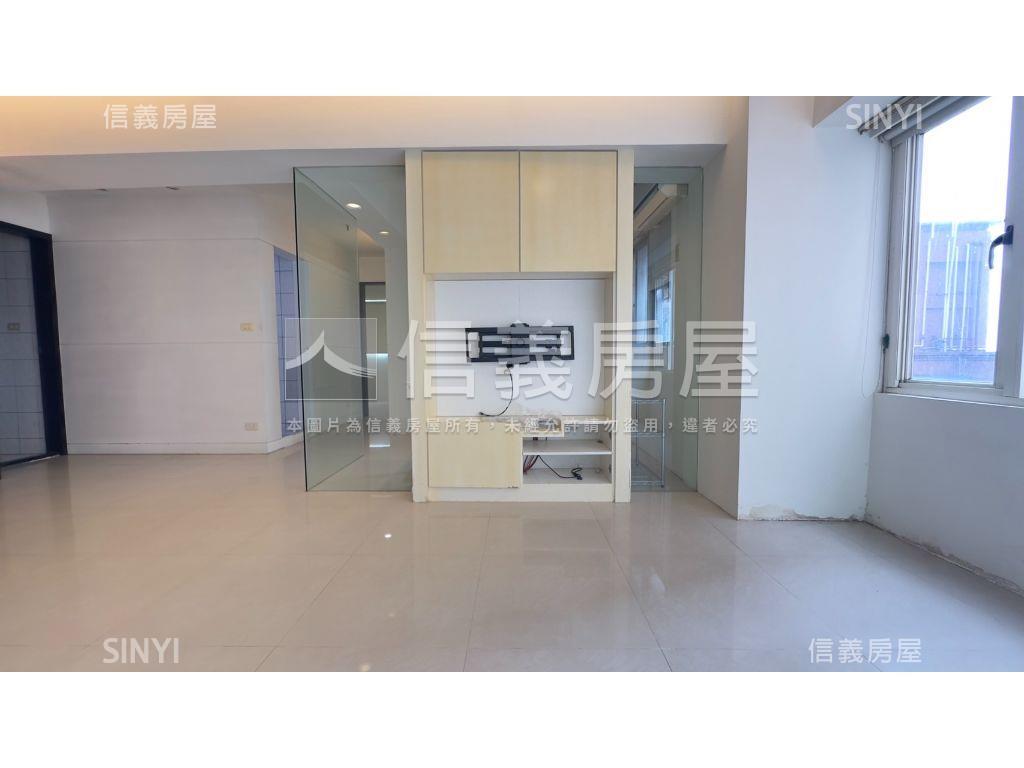 近捷運關渡山水３房房屋室內格局與周邊環境