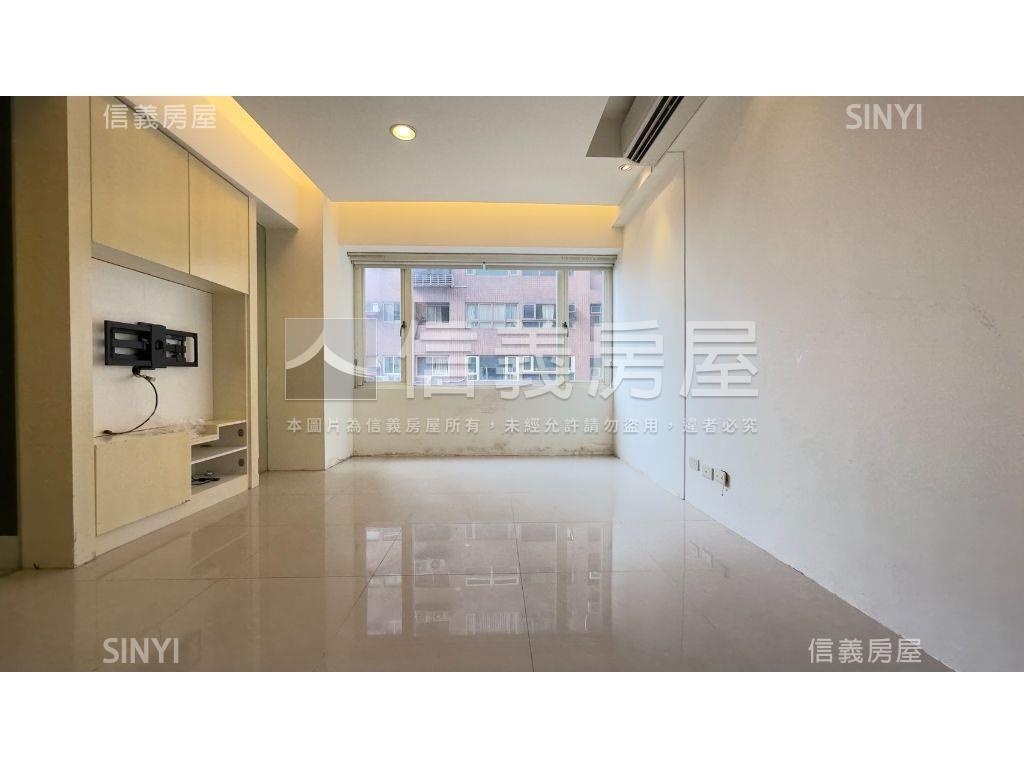 近捷運關渡山水３房房屋室內格局與周邊環境