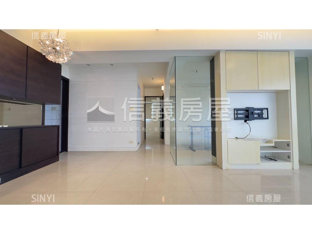 近捷運關渡山水３房房屋室內格局與周邊環境