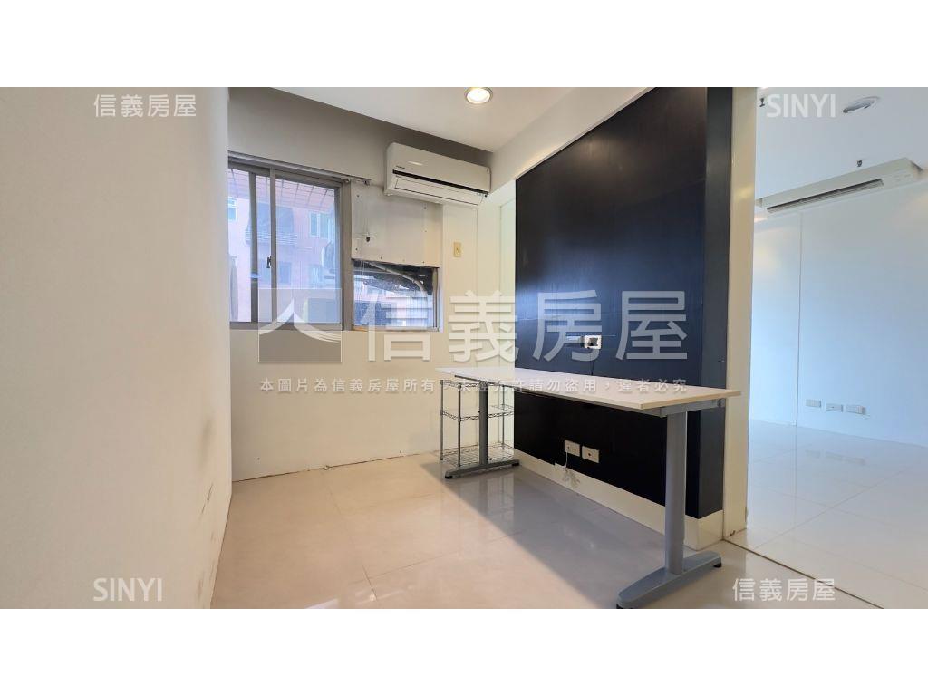 近捷運關渡山水３房房屋室內格局與周邊環境