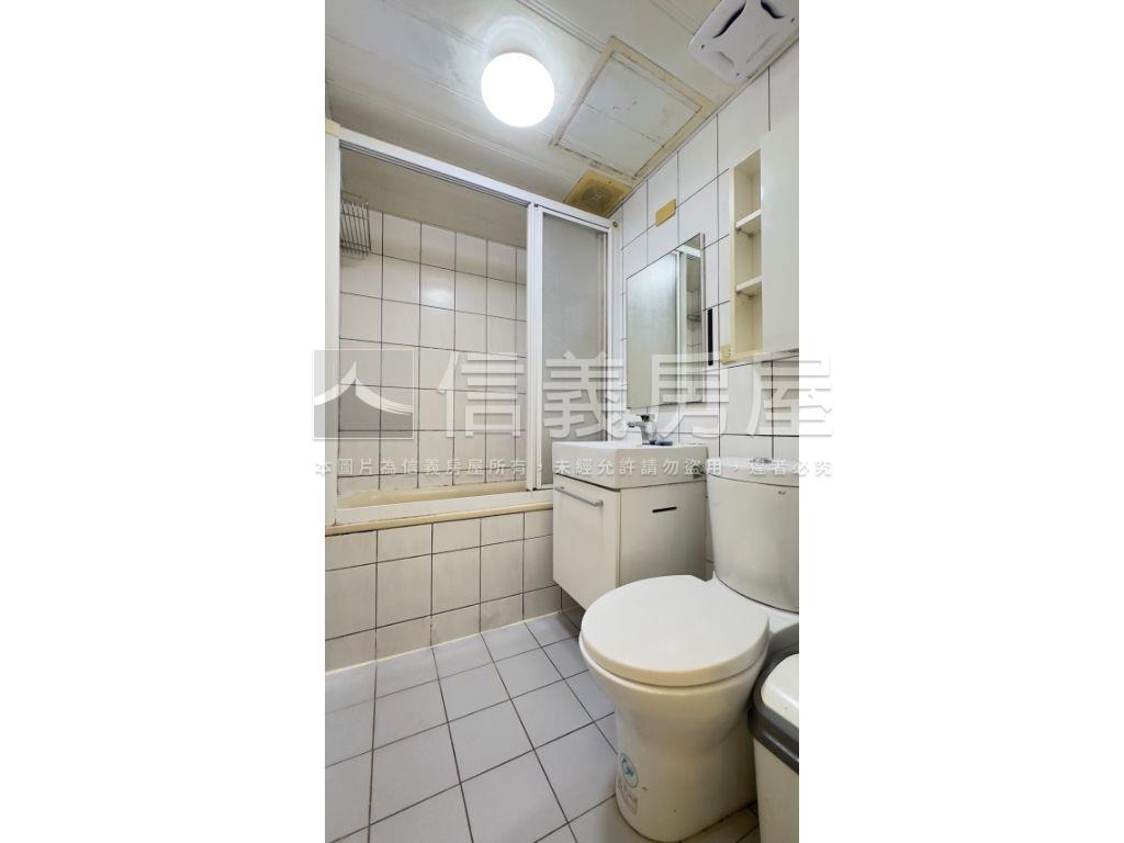 近捷運關渡山水３房房屋室內格局與周邊環境