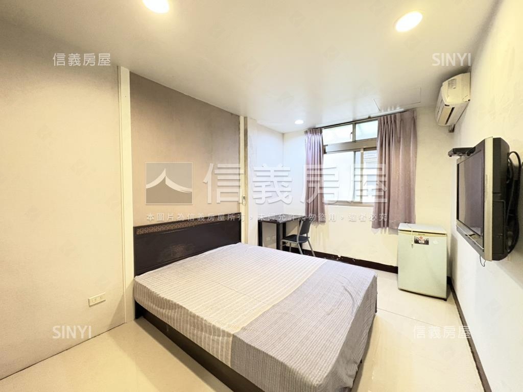 東湖捷運安康５房５衛浴房屋室內格局與周邊環境