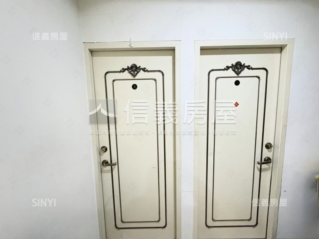 東湖捷運安康５房５衛浴房屋室內格局與周邊環境