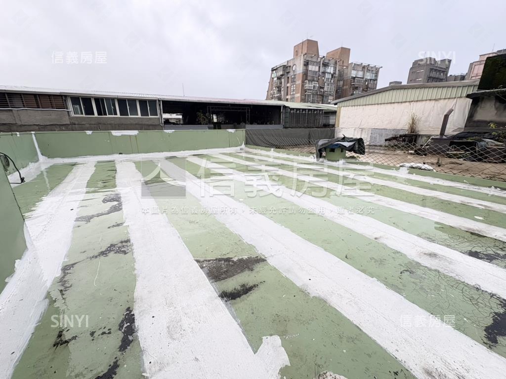 東湖捷運安康５房５衛浴房屋室內格局與周邊環境