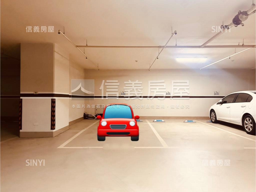 君泰面公園三房車位房屋室內格局與周邊環境
